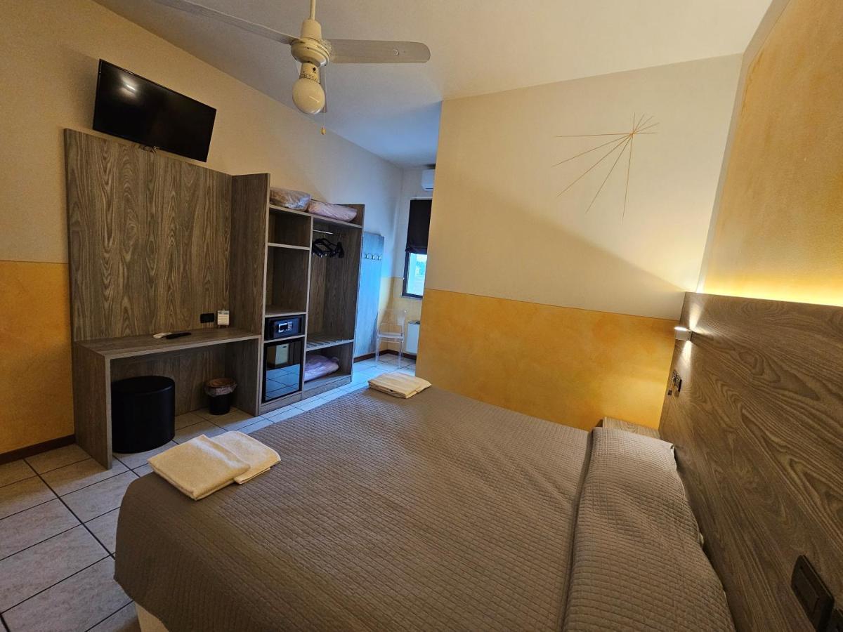 קסטנטו Hotel Euro מראה חיצוני תמונה